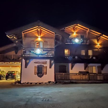 Chantemerle 1741, Chambres D'Hotes A La Montagne Sallanches Exterior photo