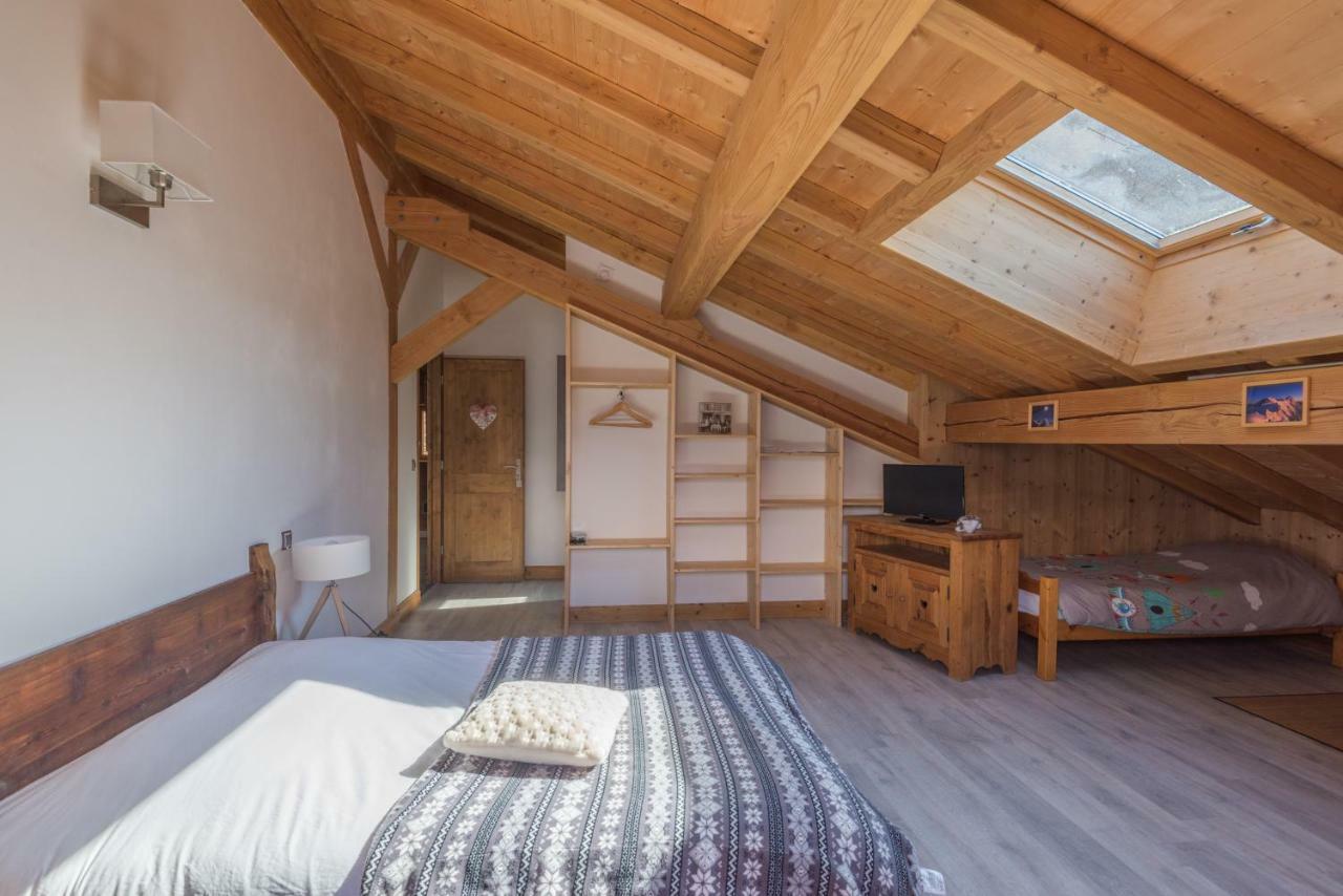 Chantemerle 1741, Chambres D'Hotes A La Montagne Sallanches Exterior photo